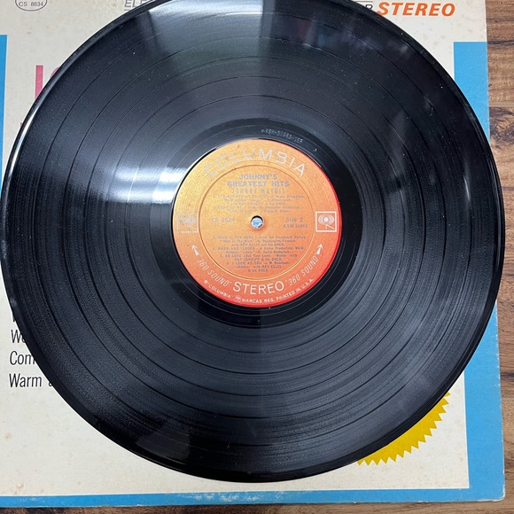 - Johnny Mathis greatest hits album - Picture 4 of 4